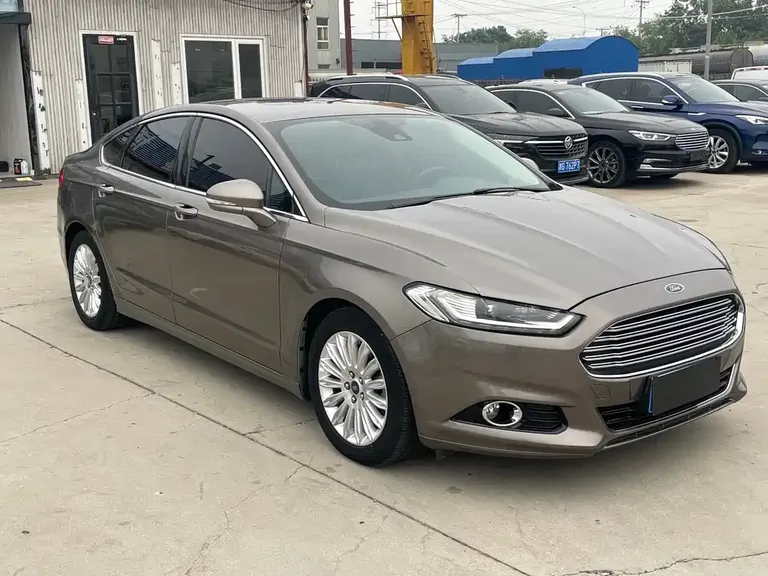 Ford Mondeo 2.0 L GTDi200 Fashion