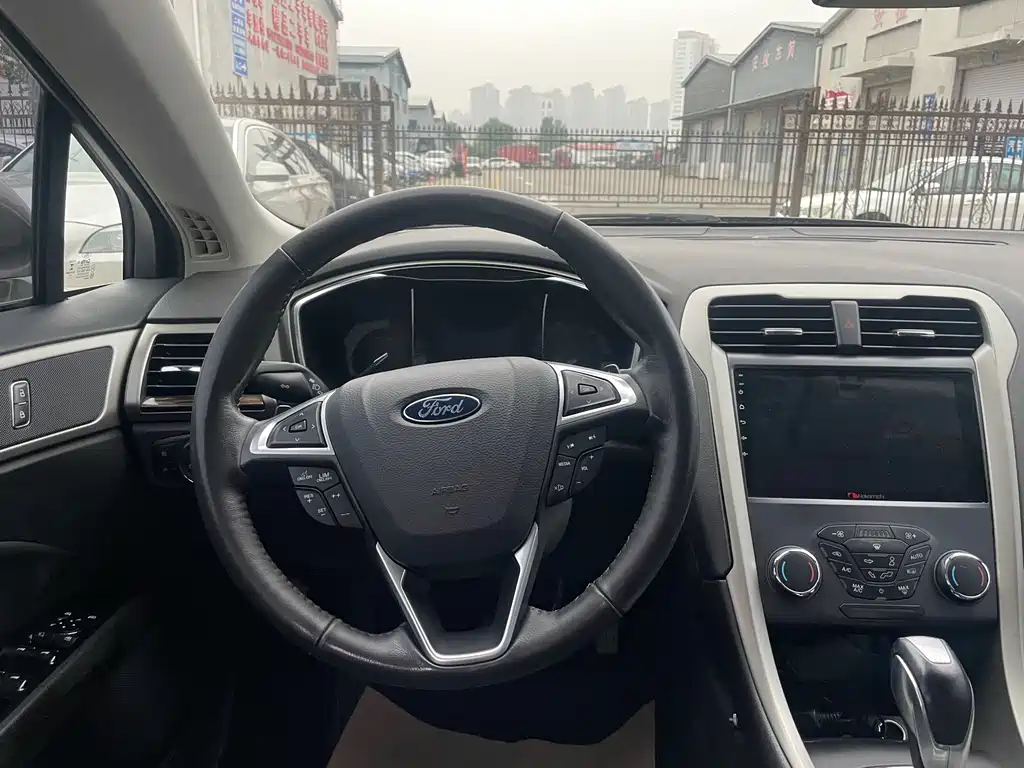Mondeo 2.0 L GTDi200 Fashion