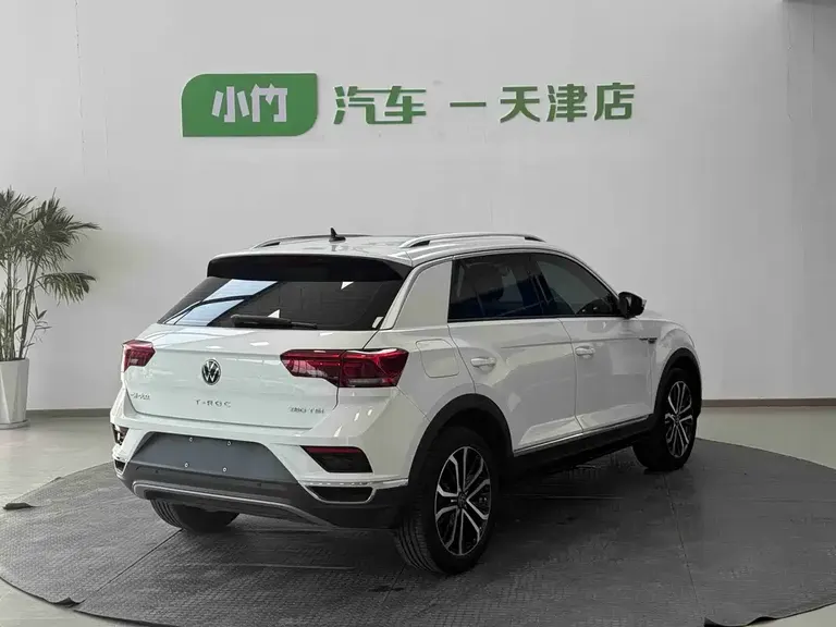 Volkswagen T-ROC 280 TSI DSG 2 WD Comfort Enjoyment PLUS