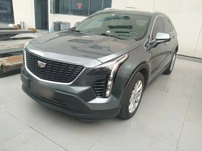 Cadillac XT4 28 T 2 WD Tech