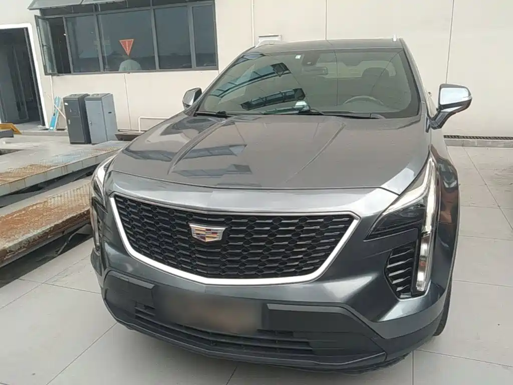 Cadillac XT4 28 T 2 WD Tech