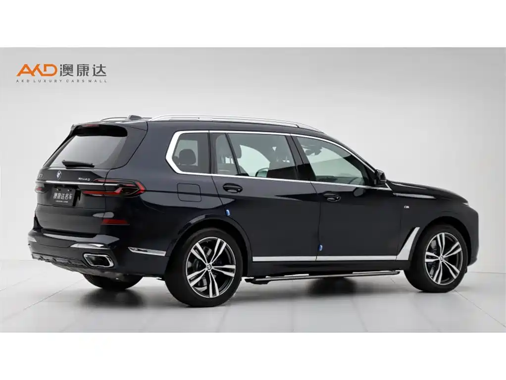 BMW X7 xDrive Premium M Sport Package