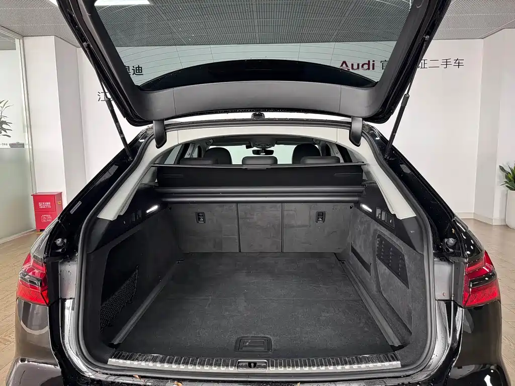 Audi A6 (Import) Avant Pioneer 45 TFSI Select Dynamic