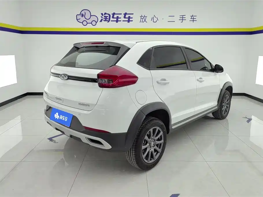 Tiggo 3 x 1.5 L CVT Outstanding