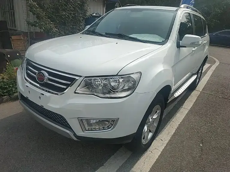 Landwind X8 陆风X8 2015款 探索版 2.0 T 汽油4 X2豪华型