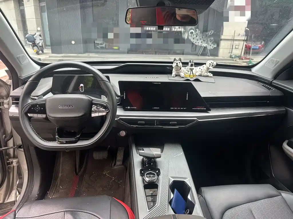 Changan Oshan Z6 Blue Whale 1.5 T DCT Smart Leading