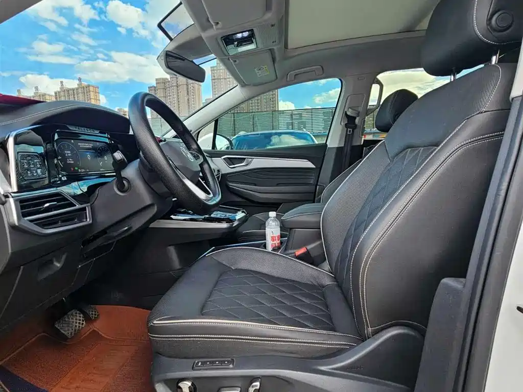 Talagon 530 TSI 4 WD Flagship Victory Realm Pro 6-seat