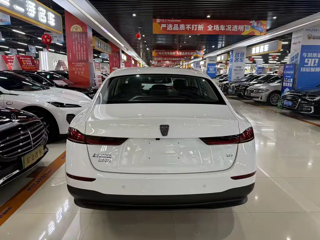Roewe D7 DMH 125 km Transcend