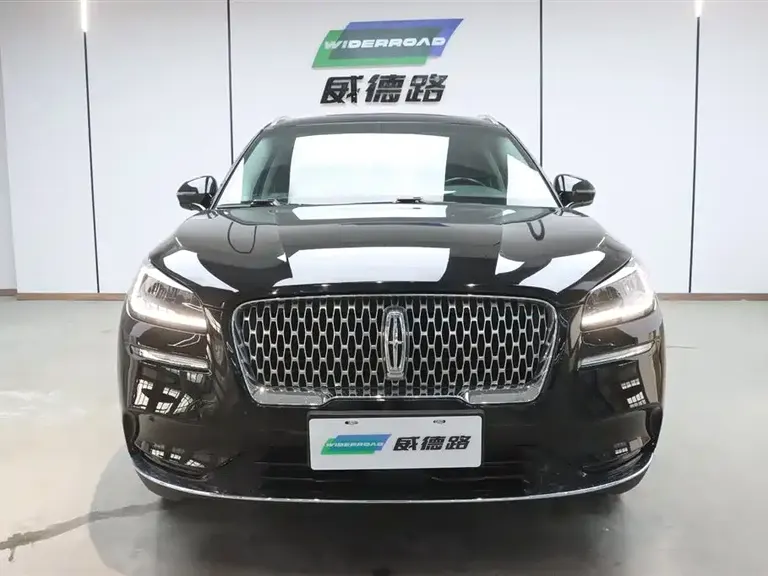 Lincoln Corsair 2.0 T 2 WD Premium