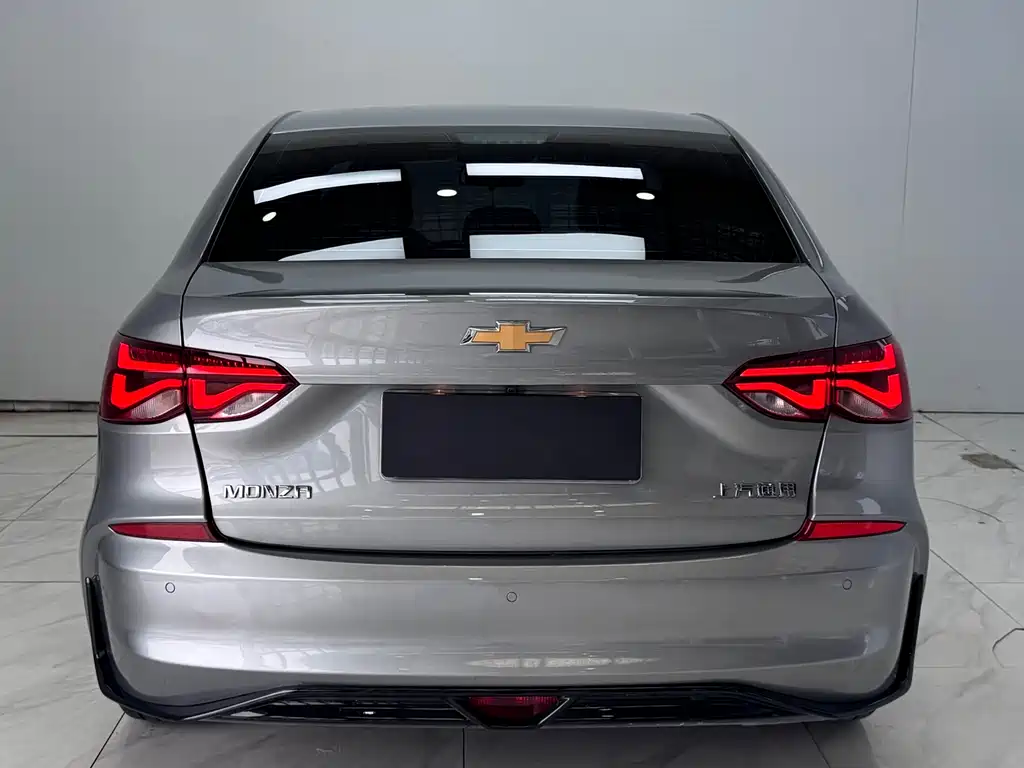Monza 1.5 L DCT Joy