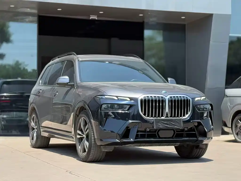BMW X7 xDrive40 i Premium M Sport Package