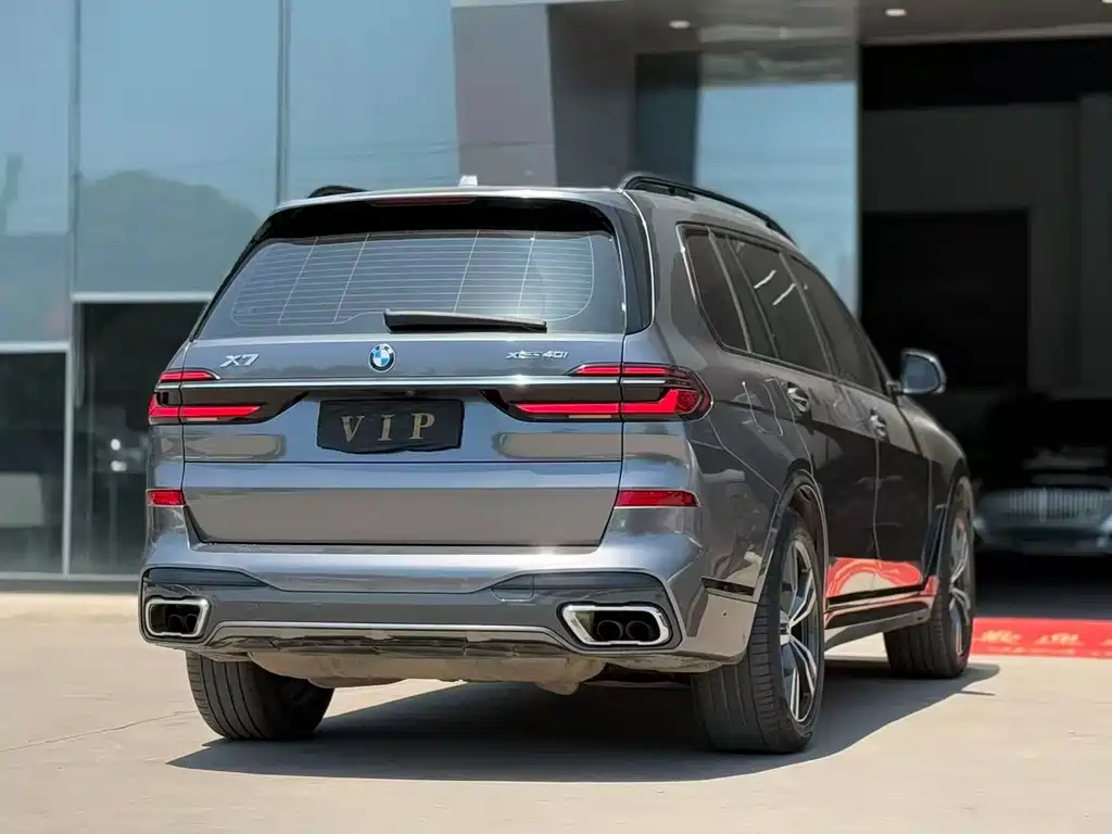 BMW X7 xDrive40 i Premium M Sport Package