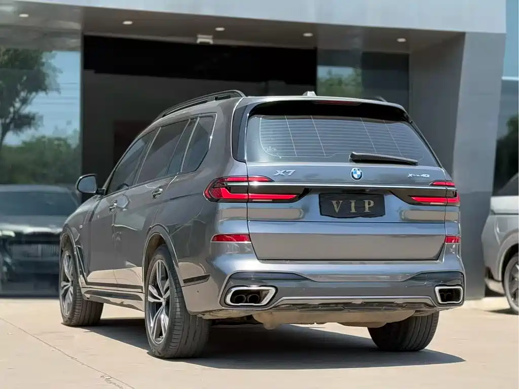 BMW X7 xDrive40 i Premium M Sport Package