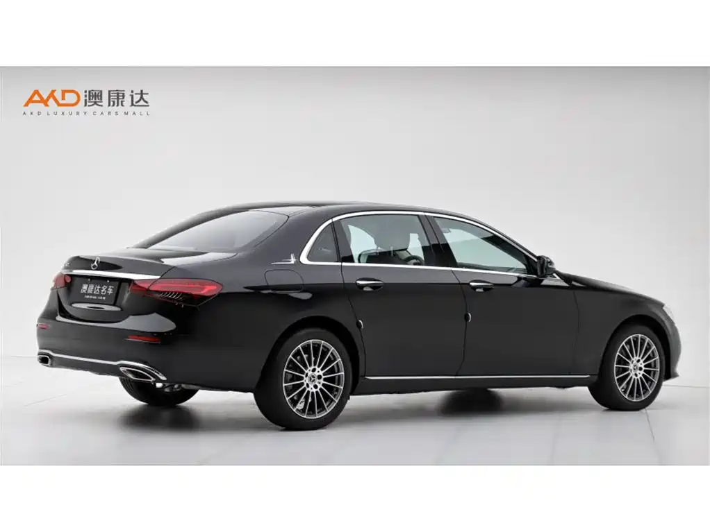 Mercedes-Benz E-Class 奔驰E260 L/2.0 T/23款/改款