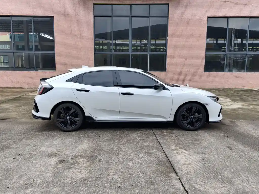 Civic HATCHBACK 220 TURBO CVT Trend Cool Control