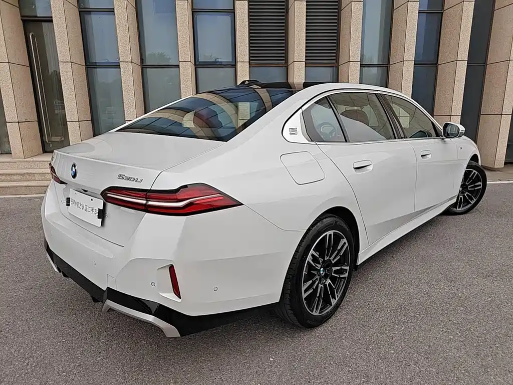 BMW 5 Series 530 Li Leading M Sport Package