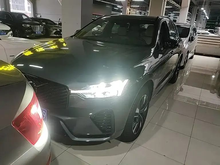Volvo XC60 B5 4 WD Smart Vision Sport