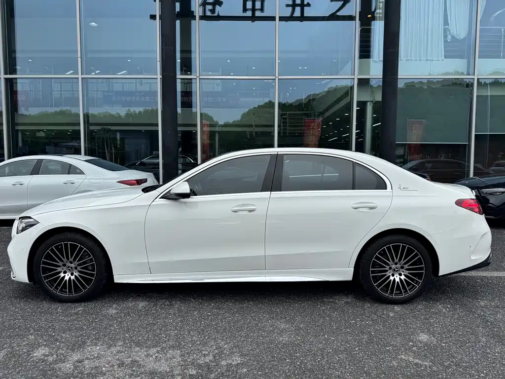 Mercedes-Benz C-Class C 260 L Sport