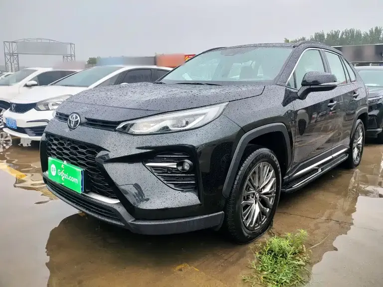 Toyota Wildlander 2.0 L CVT 4 WD Luxury PLUS