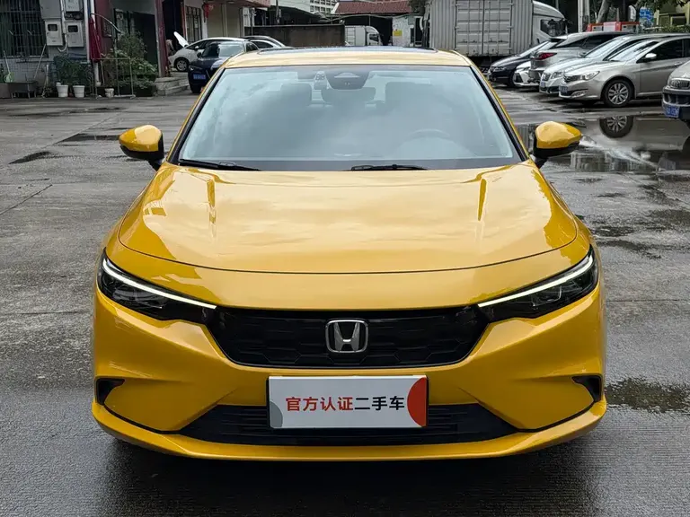 Honda Integra 240 TURBO CVT Premium