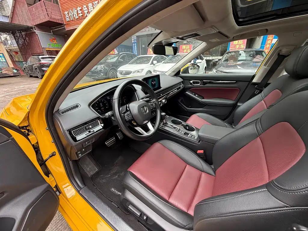 Integra 240 TURBO CVT Premium