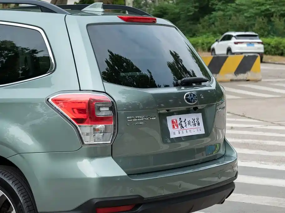 Forester 森林人 2018款 2.5 i 豪华导航版EyeSight
