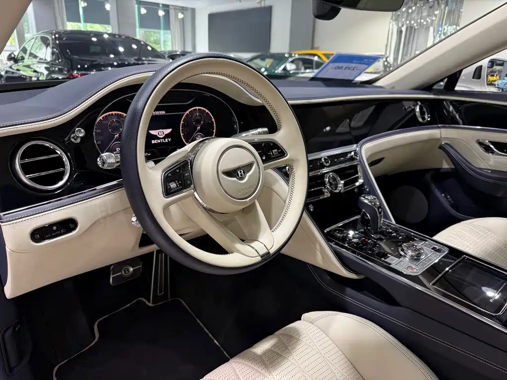 Flying Spur 4.0 T V8 Standard