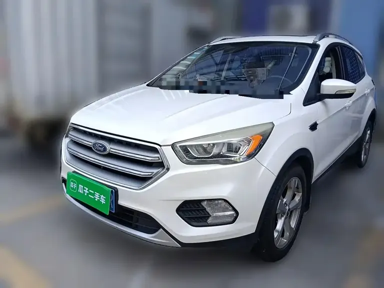 Ford Kuga EcoBoost 180 2 WD