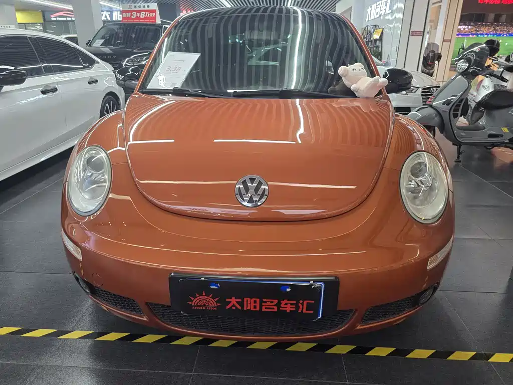 Beetle 2.0 BlackOrange Luxury