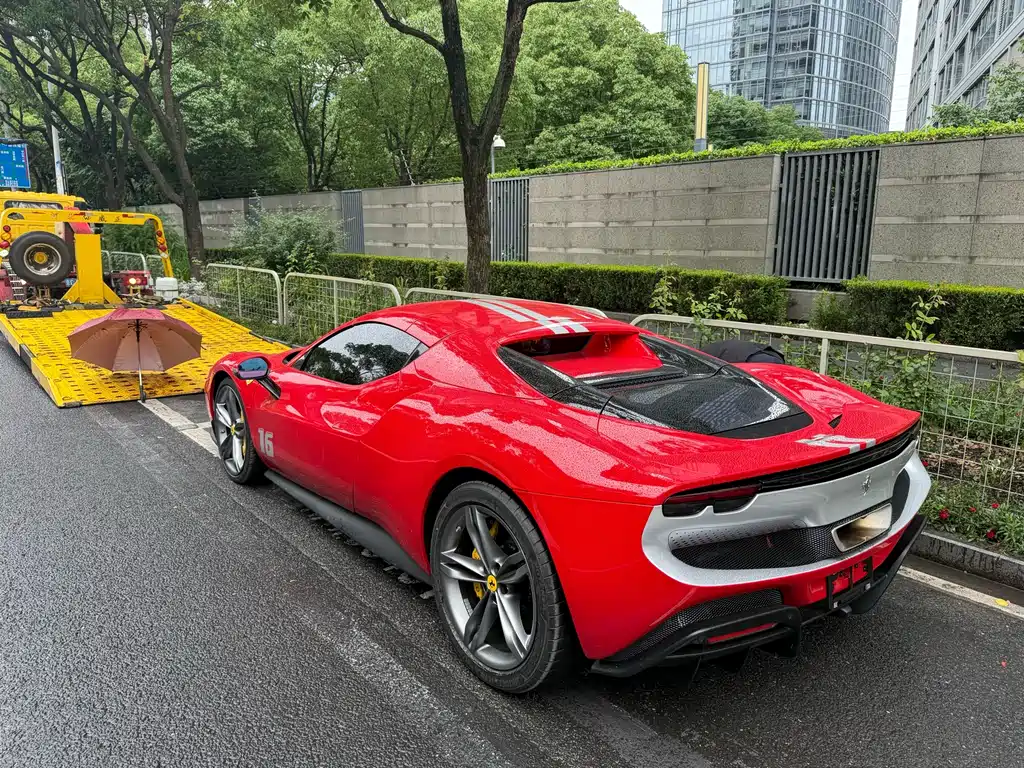 Ferrari 296 3.0 T V6 GTS