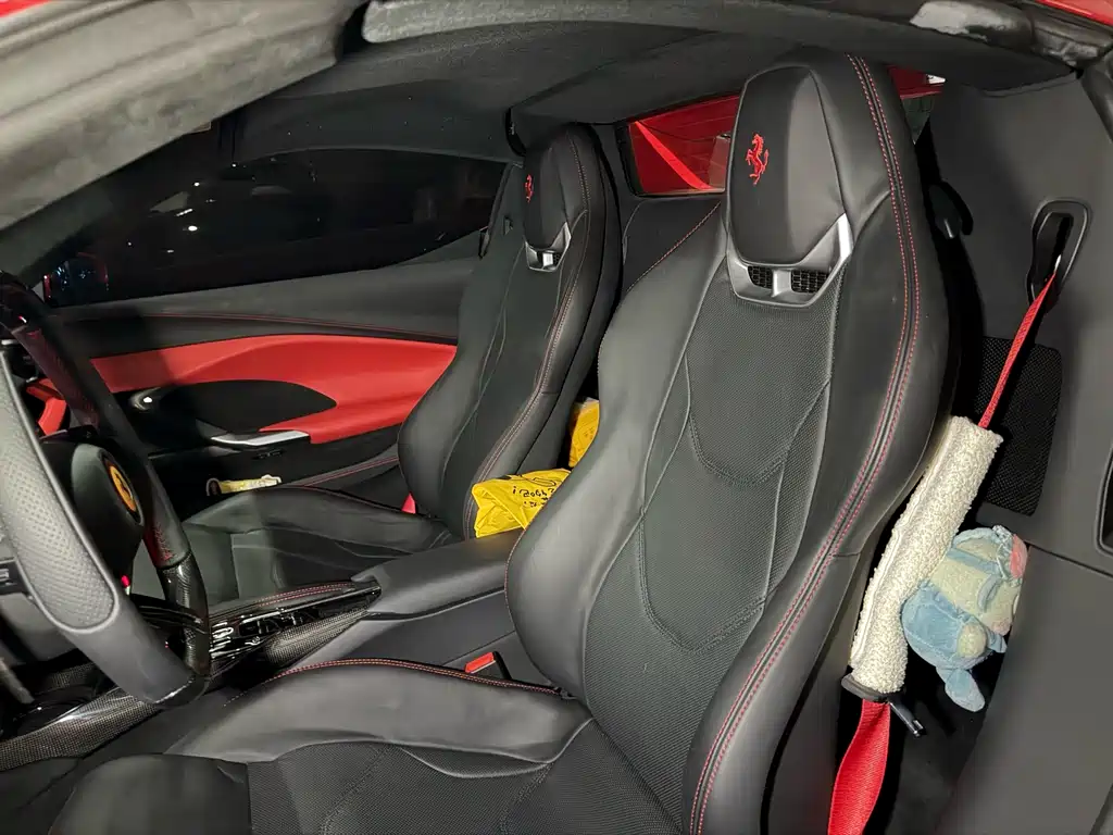 Ferrari 296 3.0 T V6 GTS