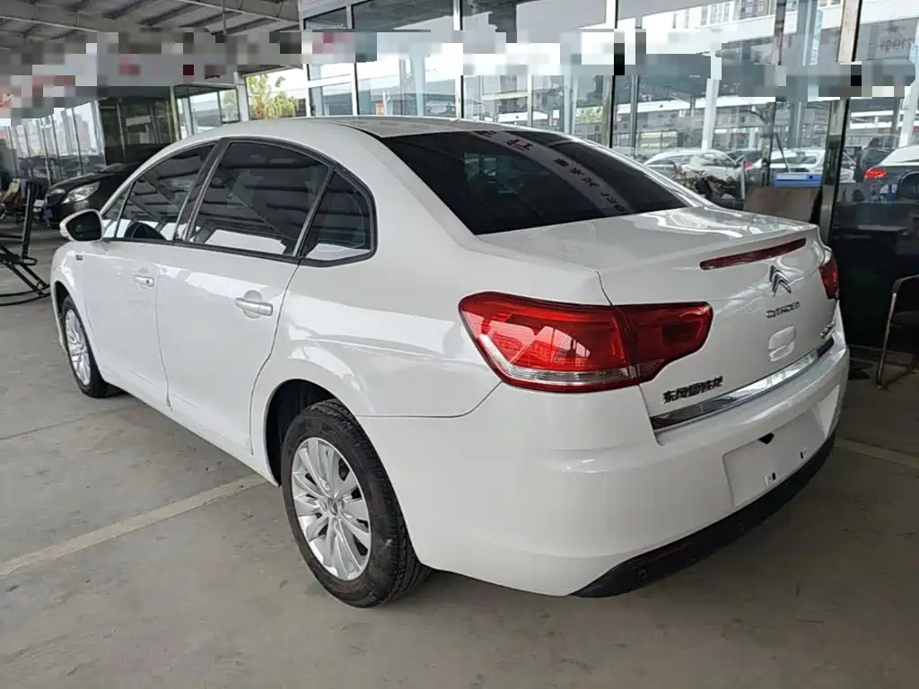 C-Quatre Classic Sedan 1.6 L Auto Fashionable