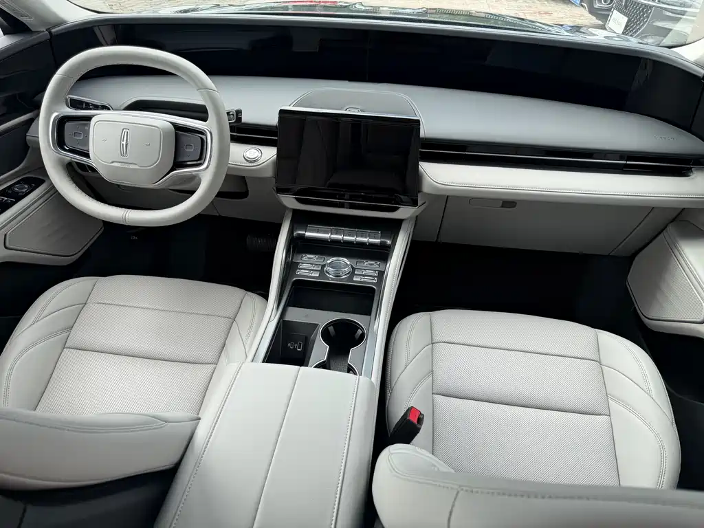 Nautilus 2.0 T 4 WD Comfort Supreme