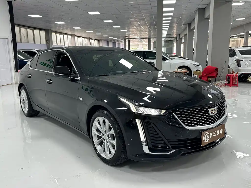Cadillac CT5 28 T Luxury (Standard)