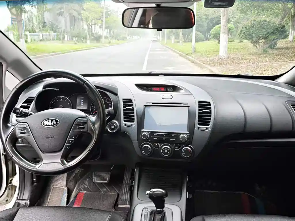 Kia K3 1.6 L Auto GLS