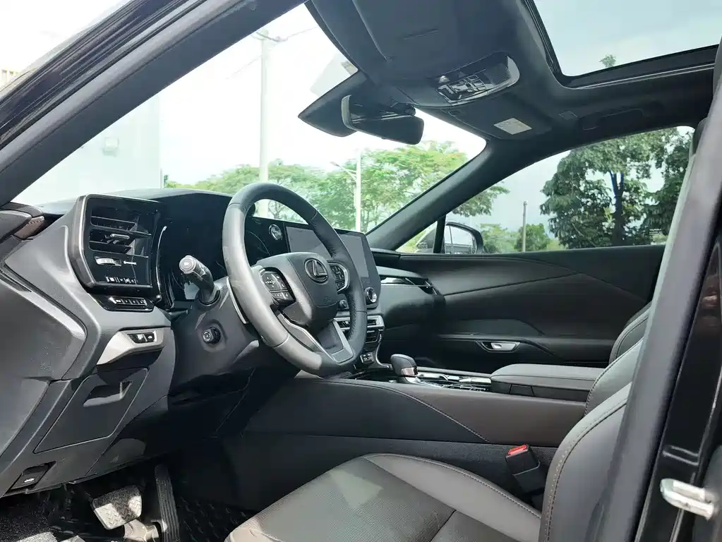 Lexus RX 350 h 4 WD Pure Enjoyment