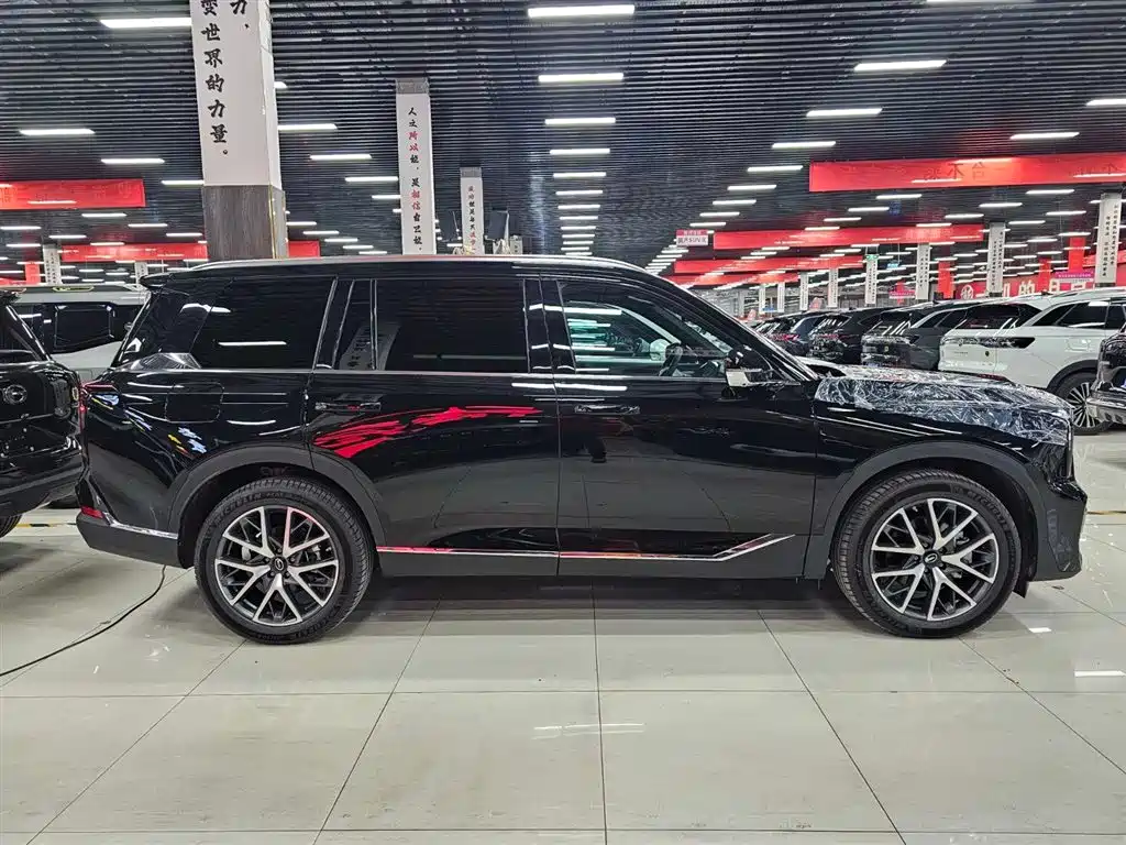GAC Trumpchi GS8 Navigator Series 2.0 TGDI 2 WD Luxury 5-seat