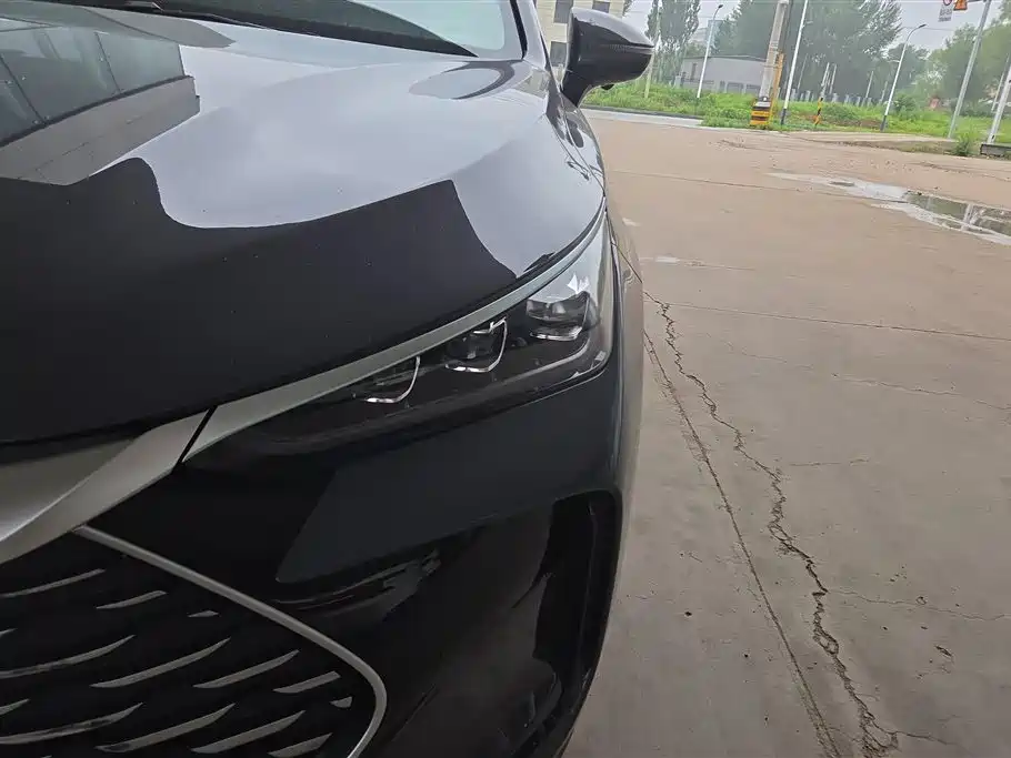 Tang NEV DM-i Glory 112 KM Flagship
