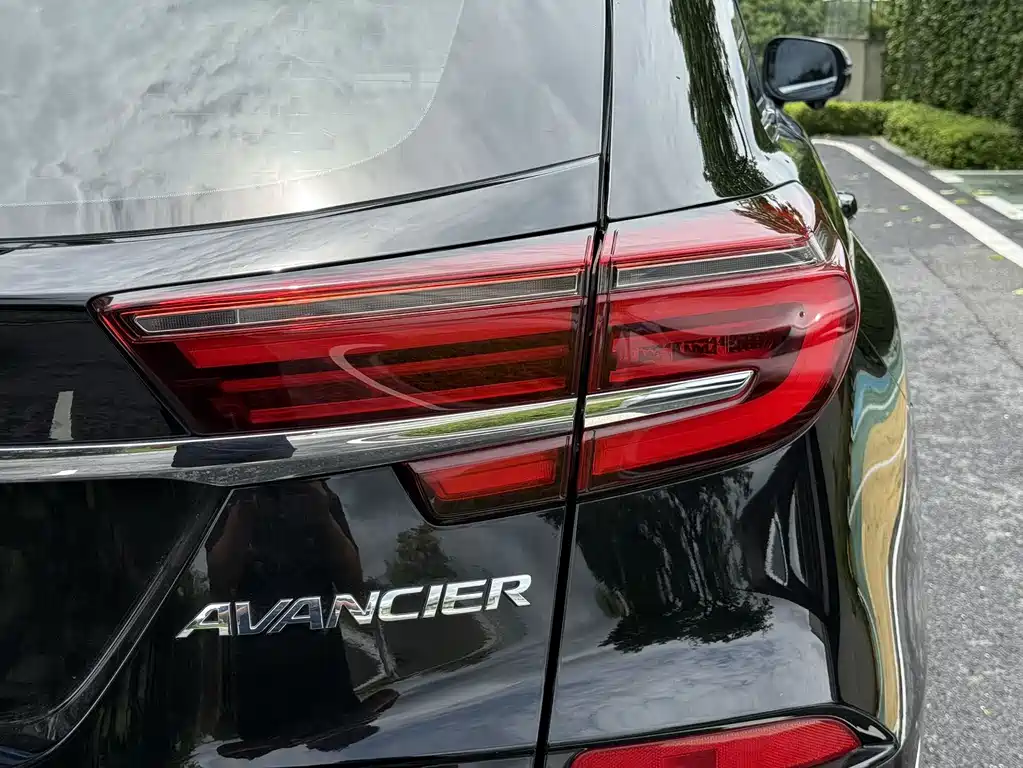 Avancier 240 TURBO 2 WD Smart Enjoyment