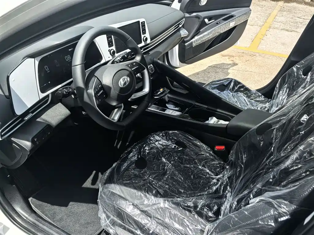 Elantra 1.5 L CVT GLX Elite