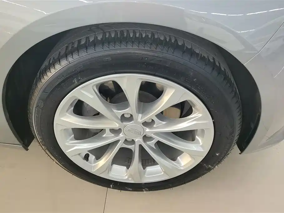 Cadillac CT5 28 T Luxury (Standard)