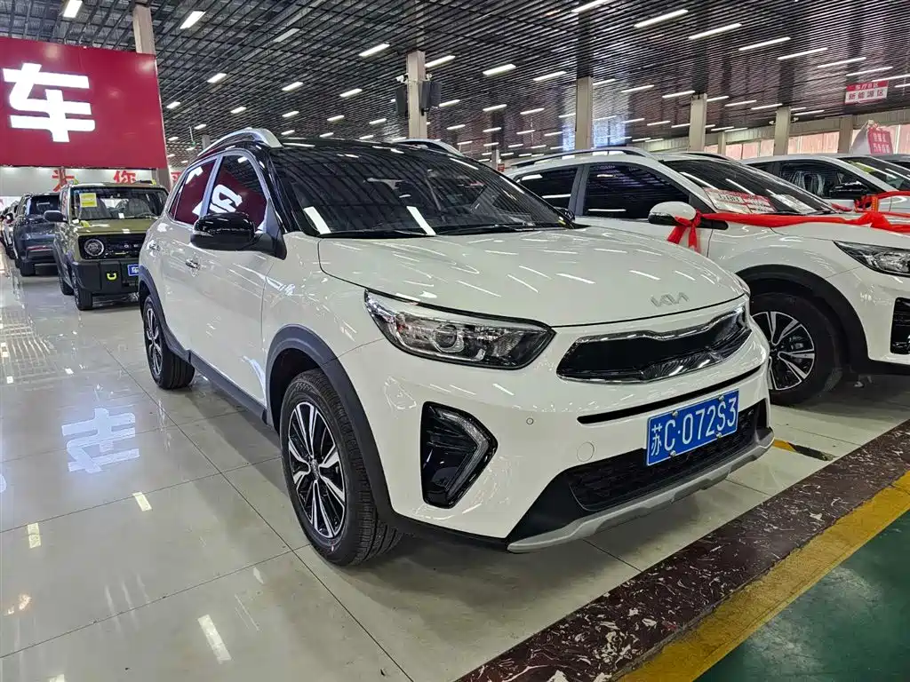 Stonic 1.4 L Sunroof