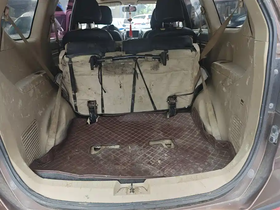 Baojun 730 宝骏730 2015款 1.8 L 手动豪华导航ESP版 7座