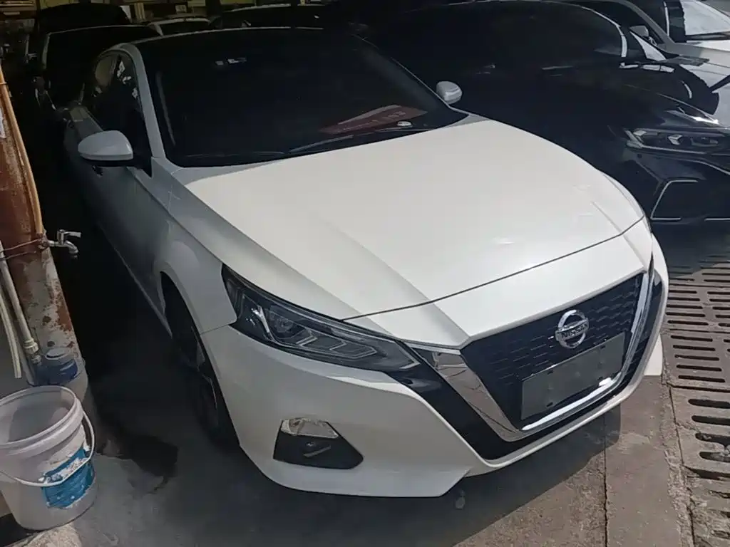 Teana 2.0 L XL Comfort