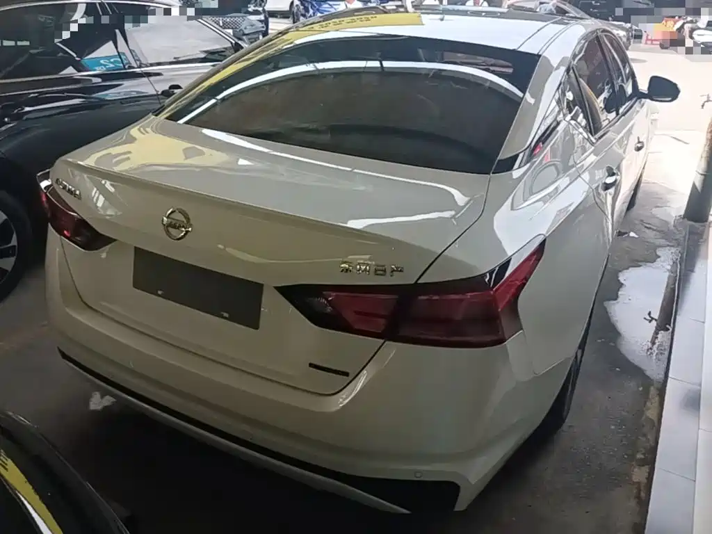 Teana 2.0 L XL Comfort