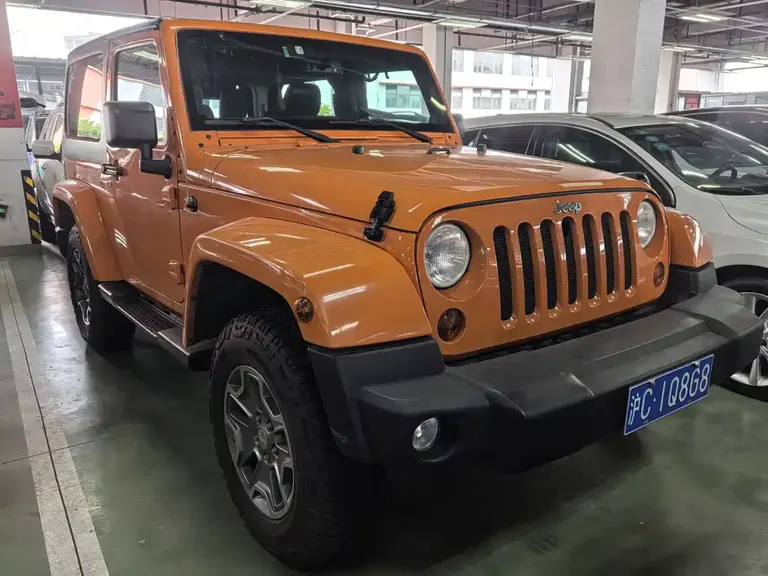 Jeep Wrangler 牧马人 2013款 3.6 L 两门十周年纪念版