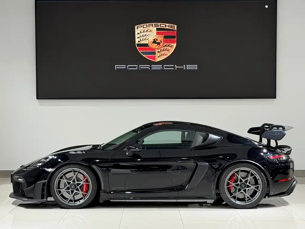 Porsche 718 Cayman GT4 RS 4.0 L