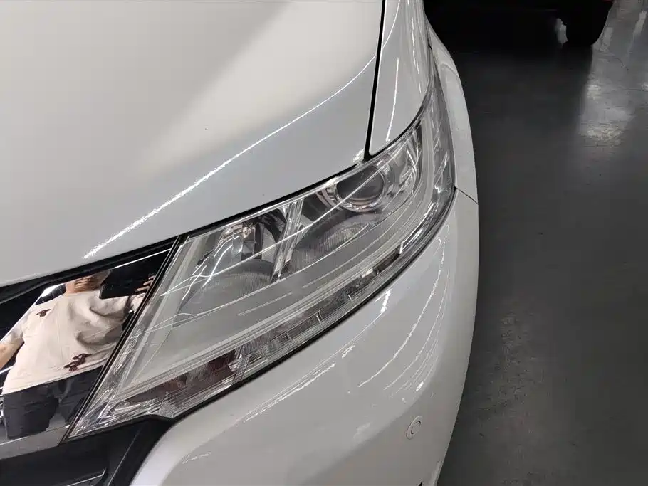 Odyssey Facelift 2.4 L Luxury