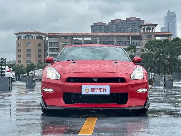 Nissan GT-R 3.8 T Premium Edition