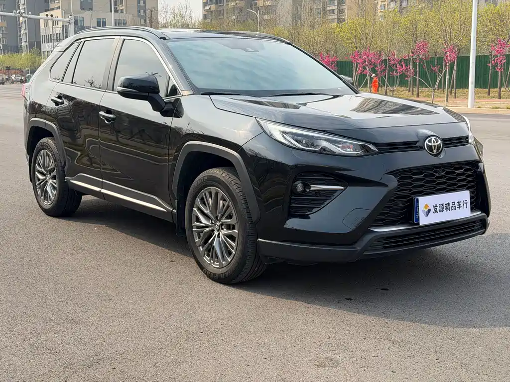 Wildlander 2.0 L CVT 2 WD Luxury PLUS